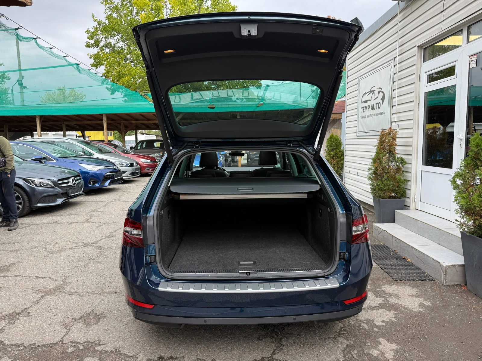 Skoda Superb 190к.с* Laurin&Klemen* СЕРВИЗНА КНИЖКА С ПЪЛНА ИС- - изображение 6