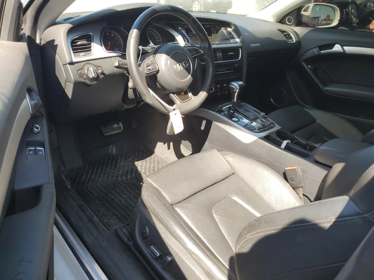 Audi A5 PREMIUM PLUS S-LINE - изображение 8