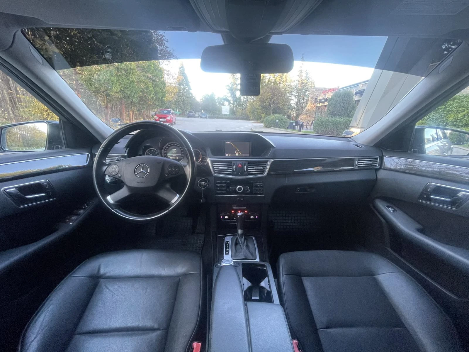 Mercedes-Benz E 220 BLUEEFFICIENCY *  *  | Mobile.bg   12