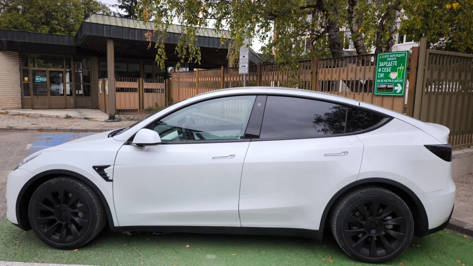 Tesla Model Y 4Х4 перформанс 7местна  - изображение 2