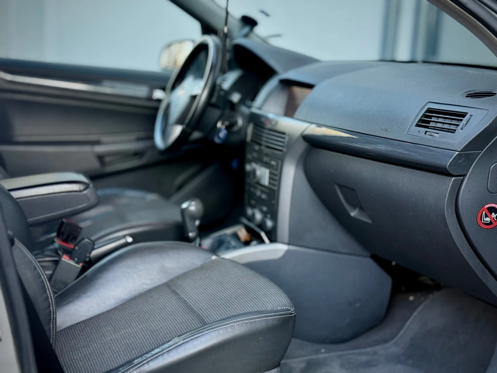 Opel Astra 1.7 CDTI - изображение 10