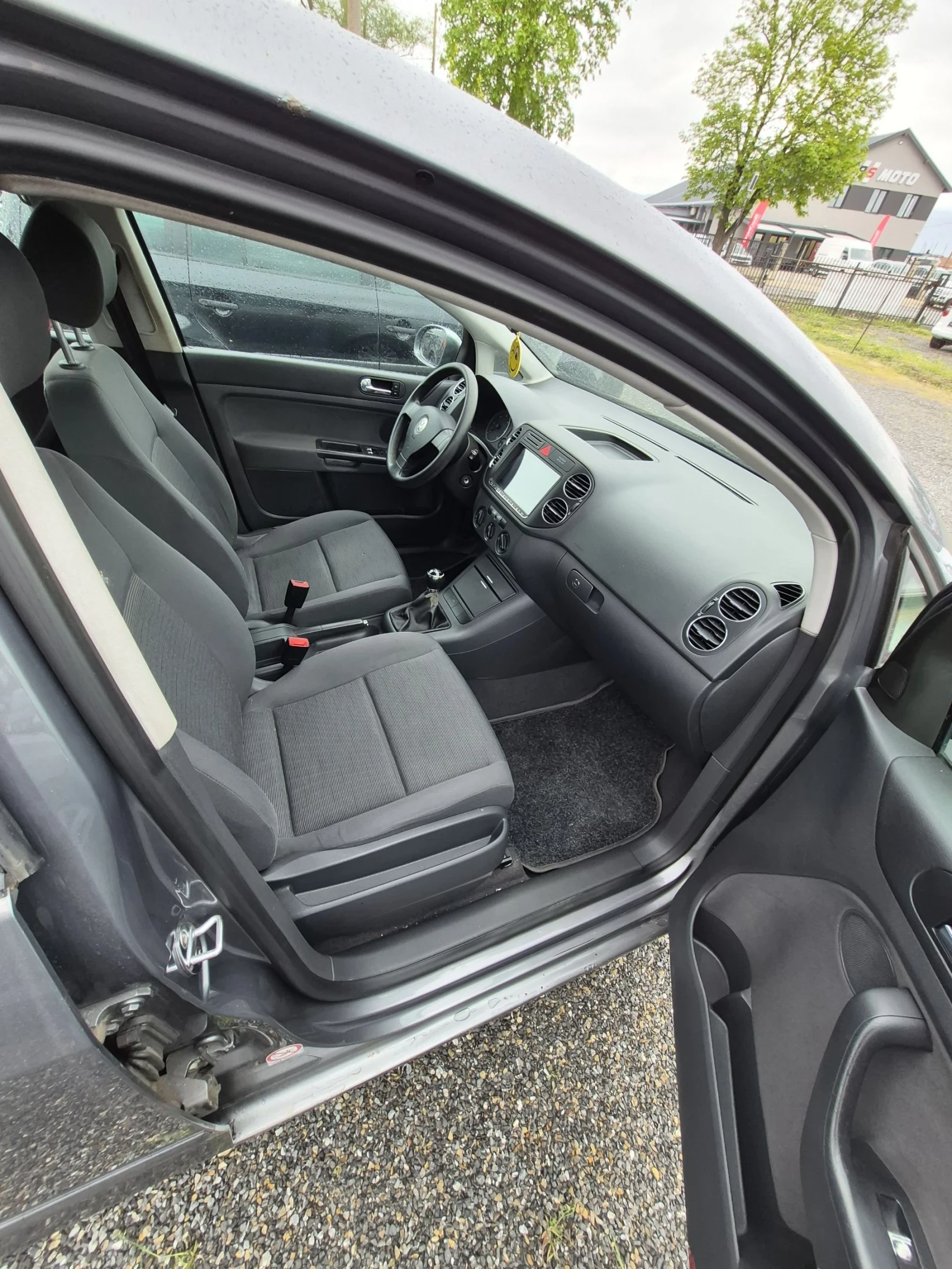 VW Golf Plus 1.9 TDI 105к.с , снимка 11 - Автомобили и джипове - 53583276