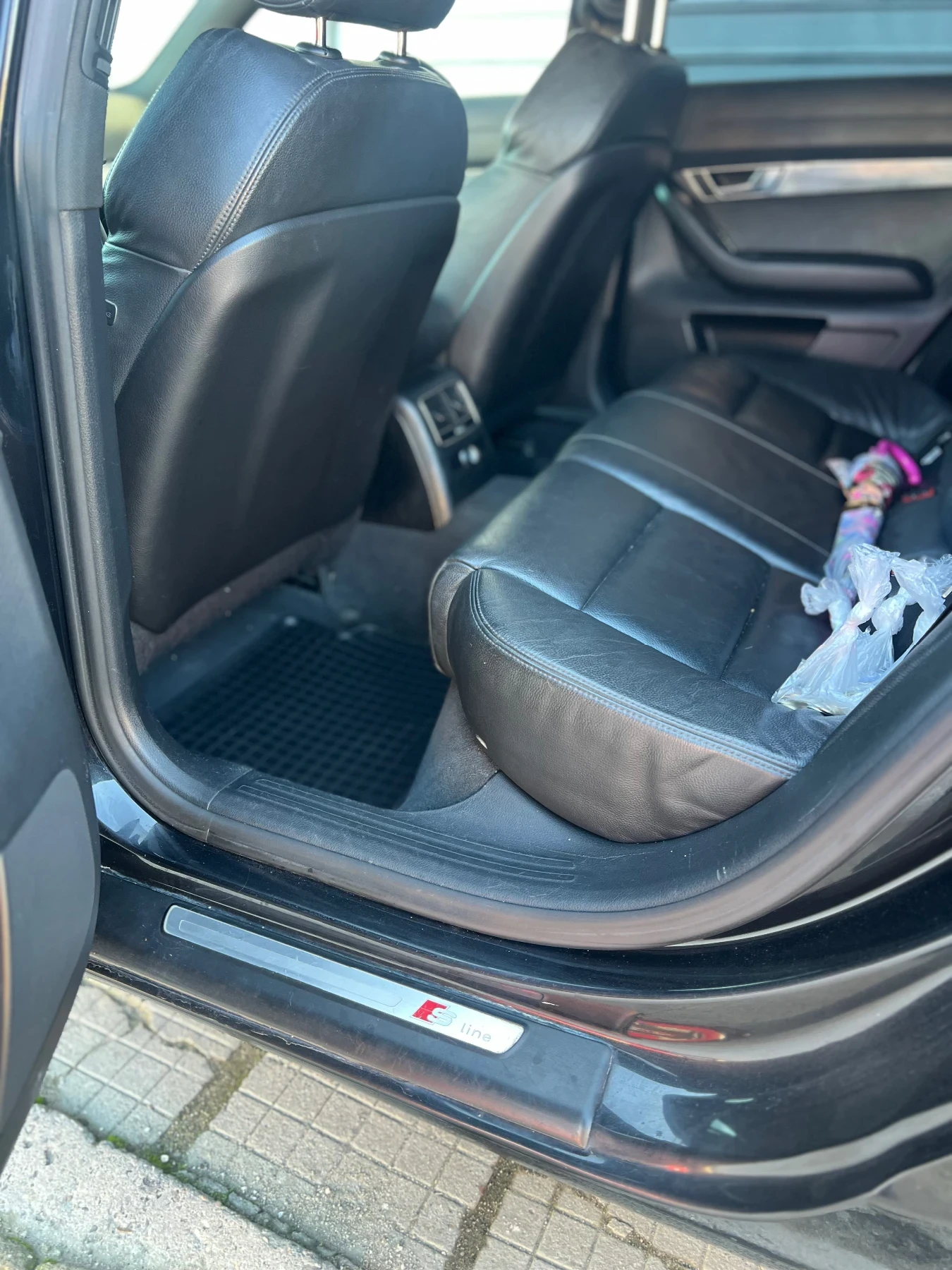 Audi A6 2, 7 V6 , снимка 2 - Автомобили и джипове - 53608295