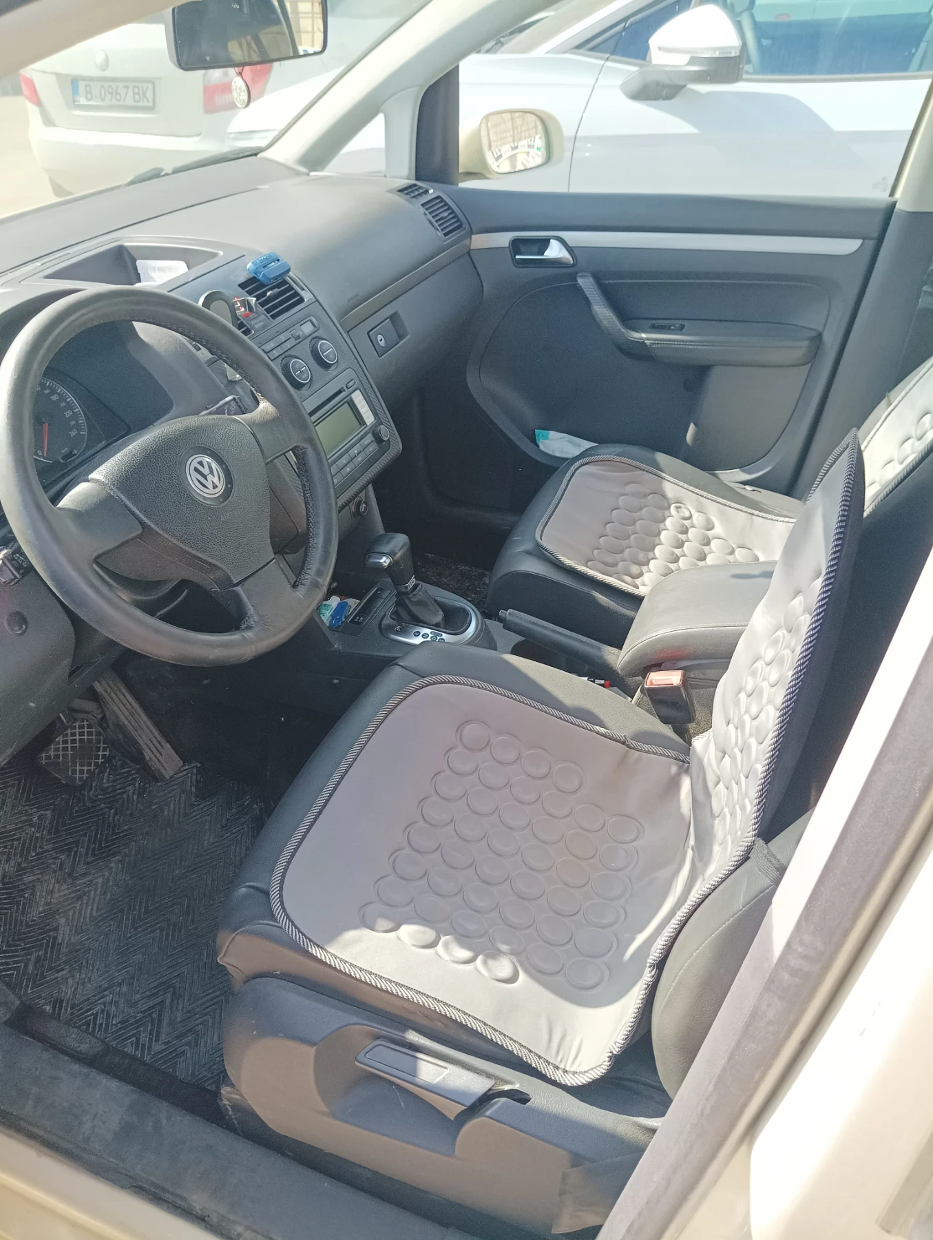 VW Touran 1.9TDI, снимка 2 - Автомобили и джипове - 53715555