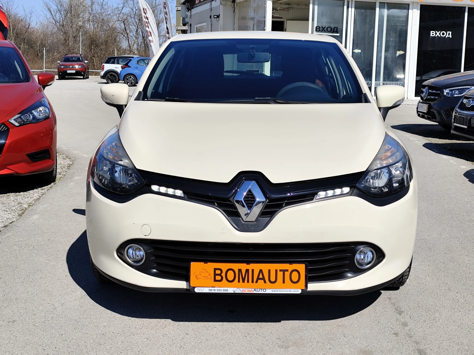 Renault Clio 1.2i* EURO6B* LED* KLIMA* , снимка 2 - Автомобили и джипове - 53827079