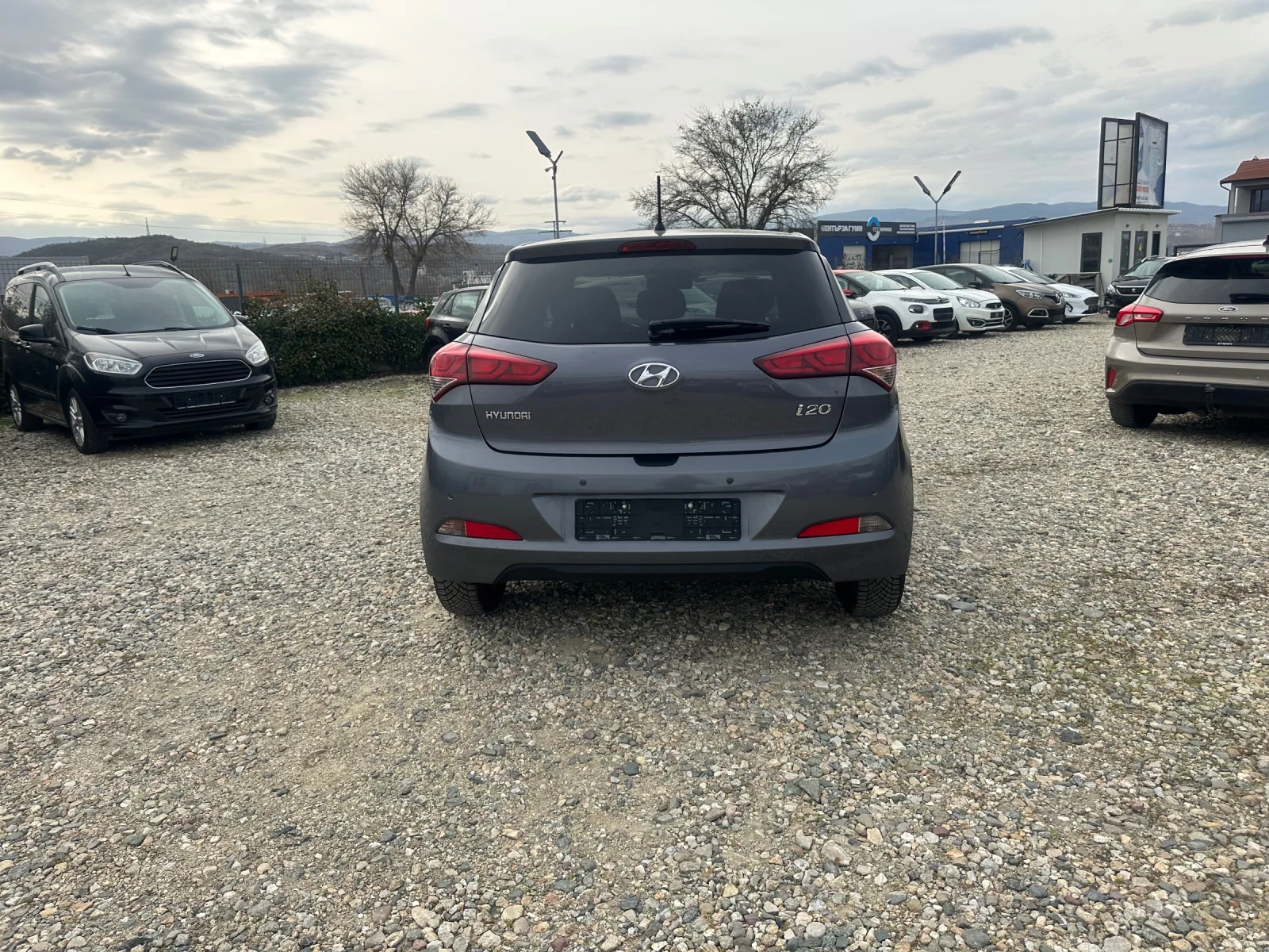 Hyundai I20, снимка 6 - Автомобили и джипове - 53906230