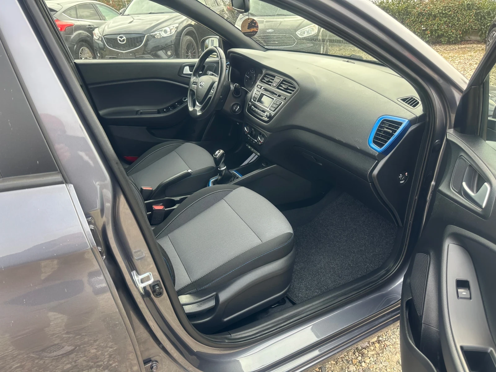 Hyundai I20, снимка 8 - Автомобили и джипове - 53906230