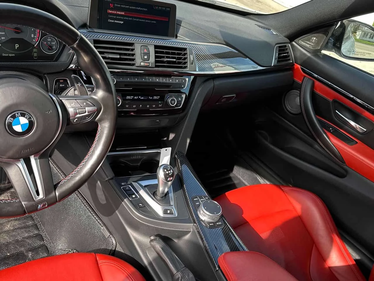 BMW M4 * Coupe * АВТОКРЕДИТ БЕЗ ПЪРВОНАЧАЛНА ВНОСКА* , снимка 9 - Автомобили и джипове - 54559919