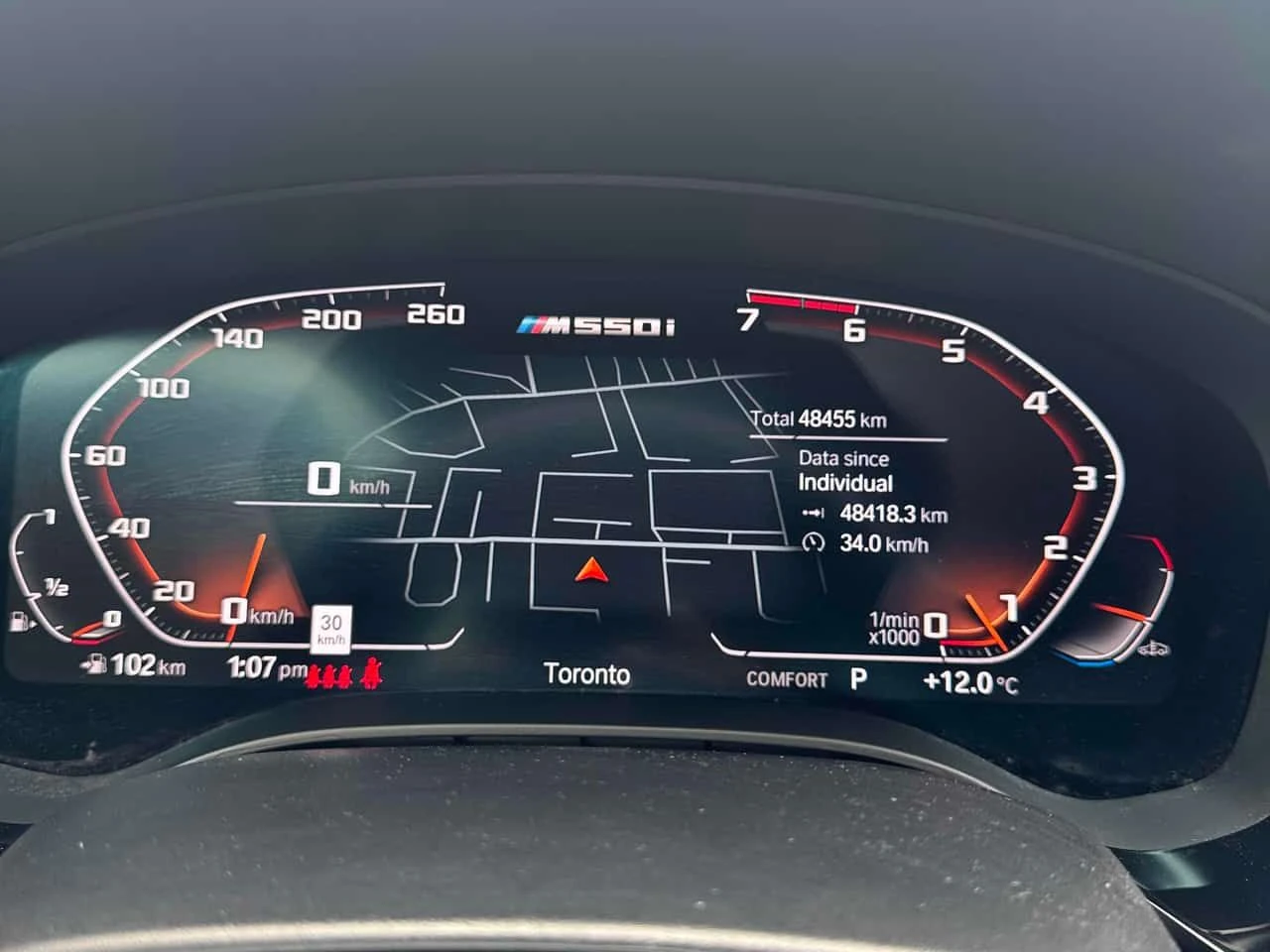 BMW 550 | 360| HUD| HAR/KAR| ПОДГР| ОБДУХ| ШИБИДАХ| CARFAX, снимка 11 - Автомобили и джипове - 54567144