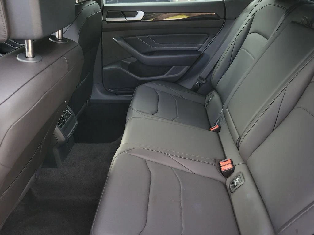 VW Arteon, снимка 16 - Автомобили и джипове - 54678667