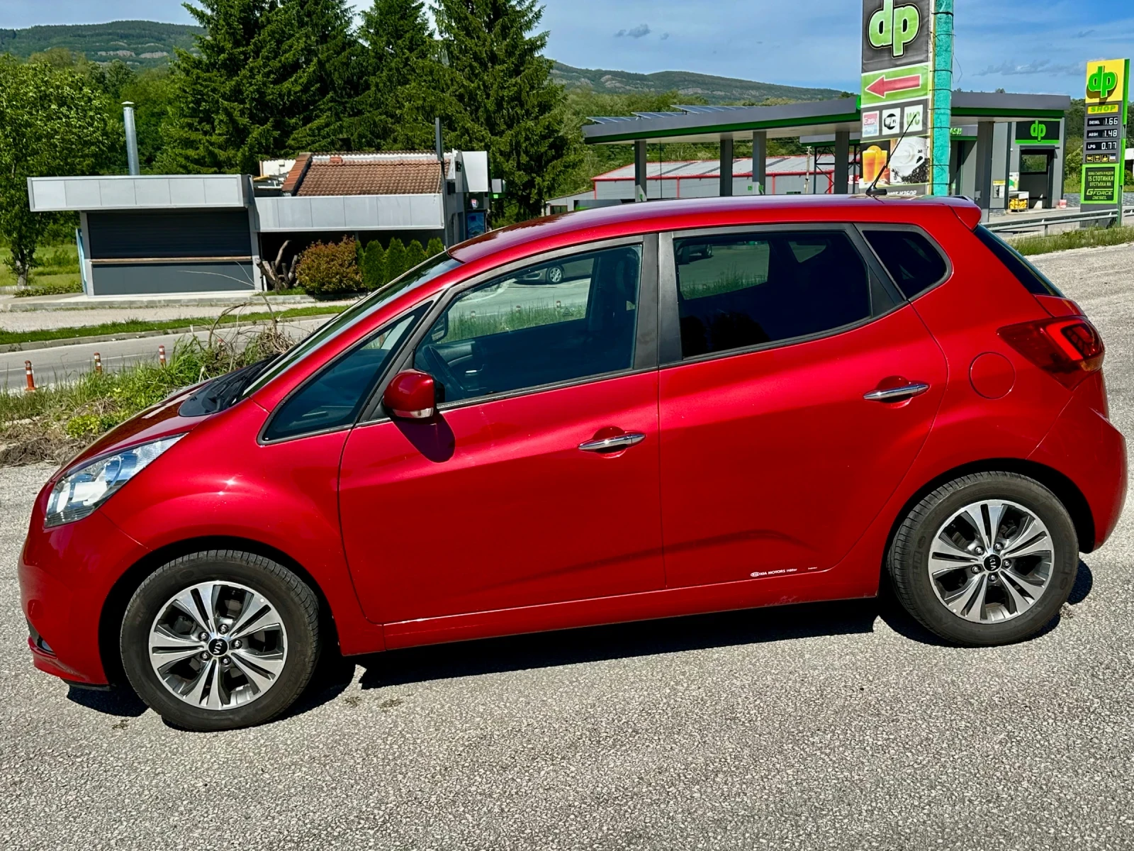 Kia Venga 1.4 2017 90 кс.87 хил. Км.!!!!!!, снимка 4 - Автомобили и джипове - 54722761