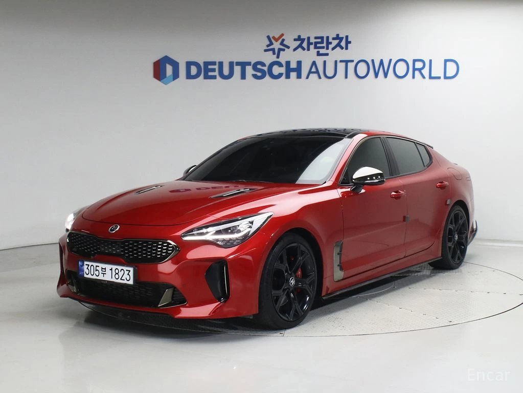 Kia Stinger 3.3 GT* HARMAN KARDON* DISTRONIC* 360* HEAD-UP* 