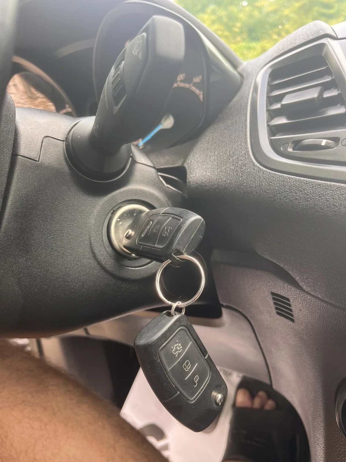 Ford Fiesta 1.5D, снимка 5 - Автомобили и джипове - 55127697