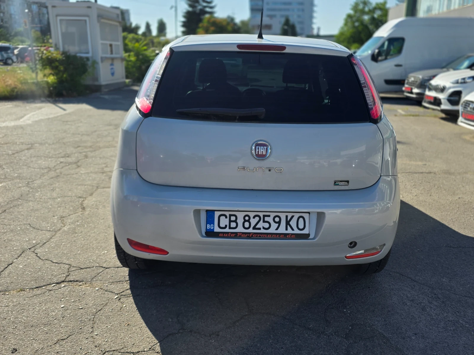 Fiat Punto 1.3i 69k.c EURO 5B , снимка 5 - Автомобили и джипове - 55469869