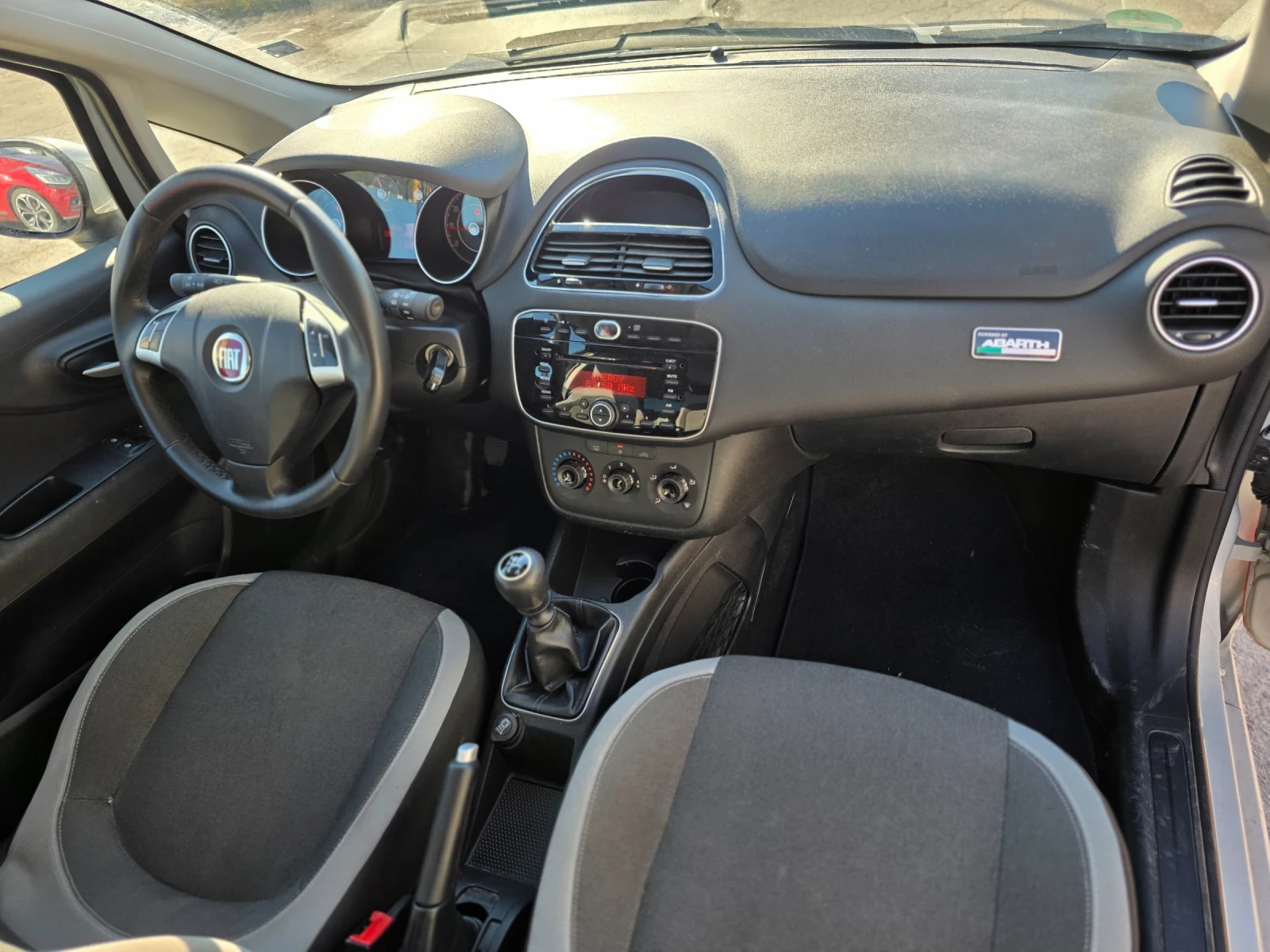 Fiat Punto 1.3i 69k.c EURO 5B , снимка 13 - Автомобили и джипове - 55469869