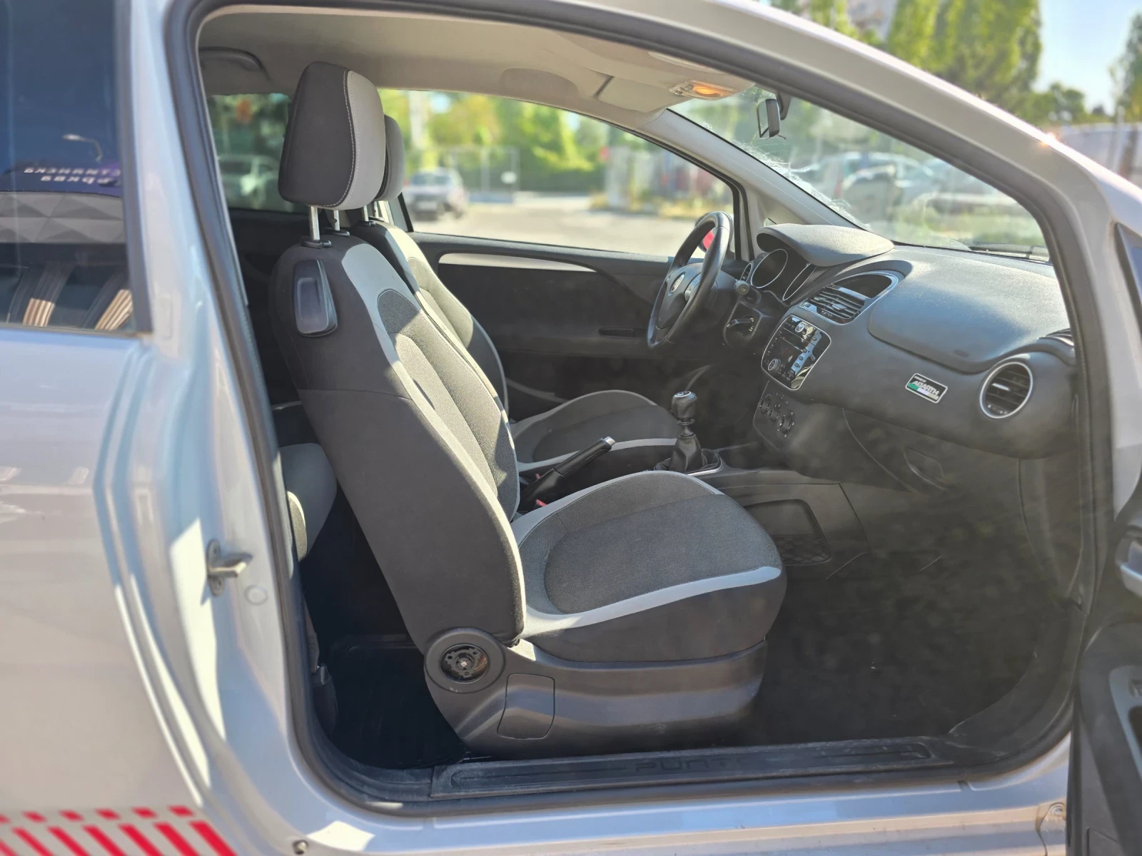 Fiat Punto 1.3i 69k.c EURO 5B , снимка 11 - Автомобили и джипове - 55469869