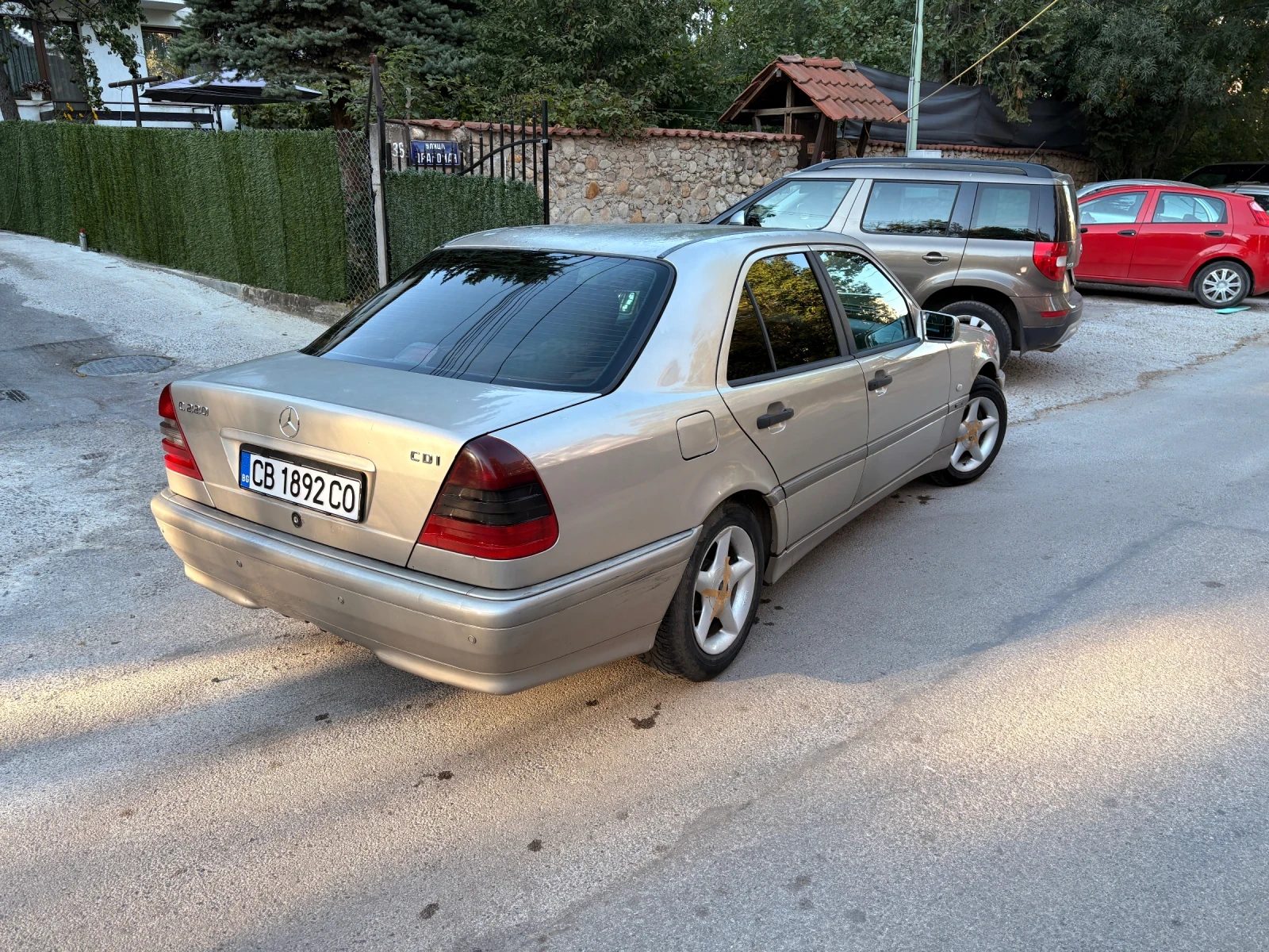 Mercedes-Benz C 220, снимка 3 - Автомобили и джипове - 55711111