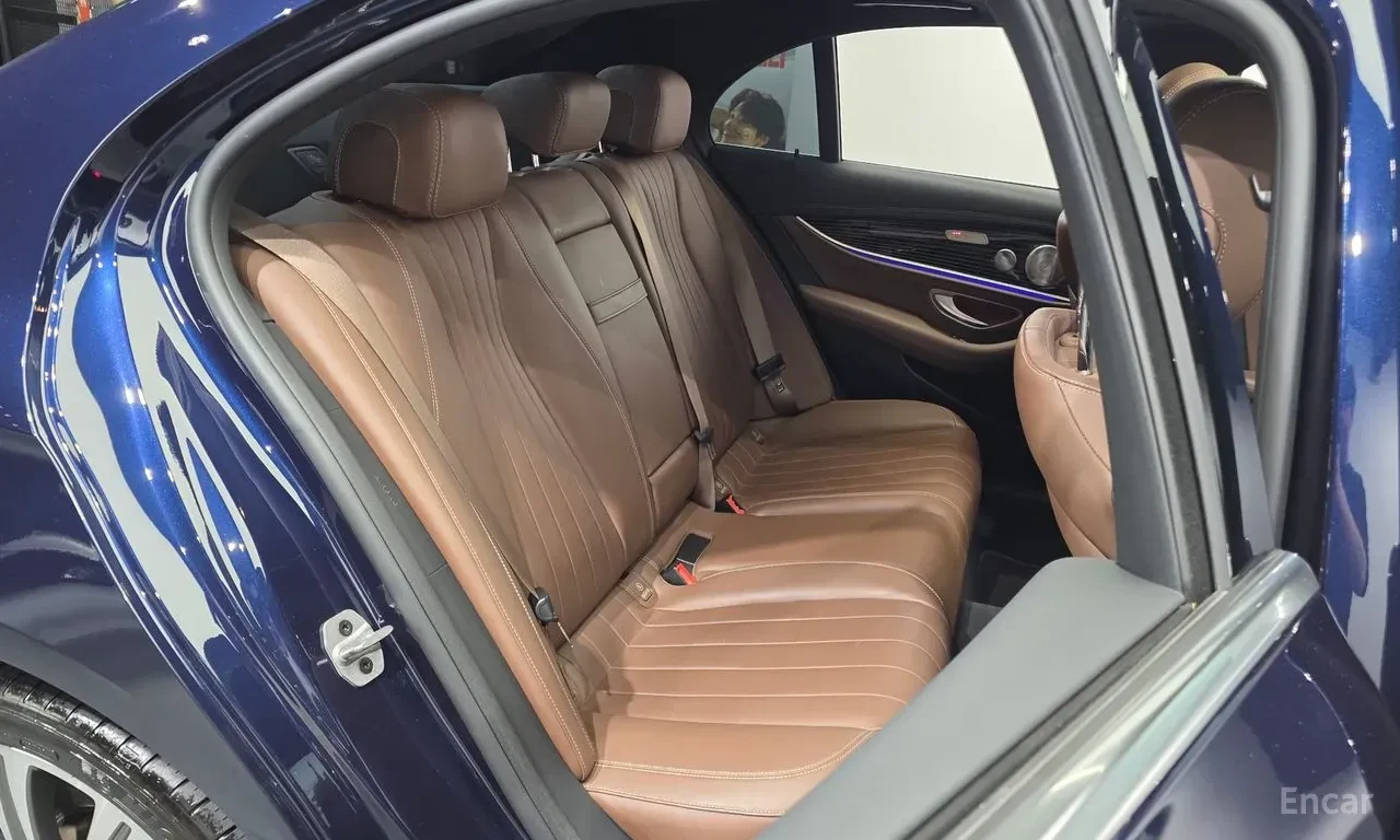 Mercedes-Benz E 450 4MATIC* BURMESTER* ОБДУХВАНЕ* LANE* ASSIST* 360КАМ, снимка 14 - Автомобили и джипове - 55820179