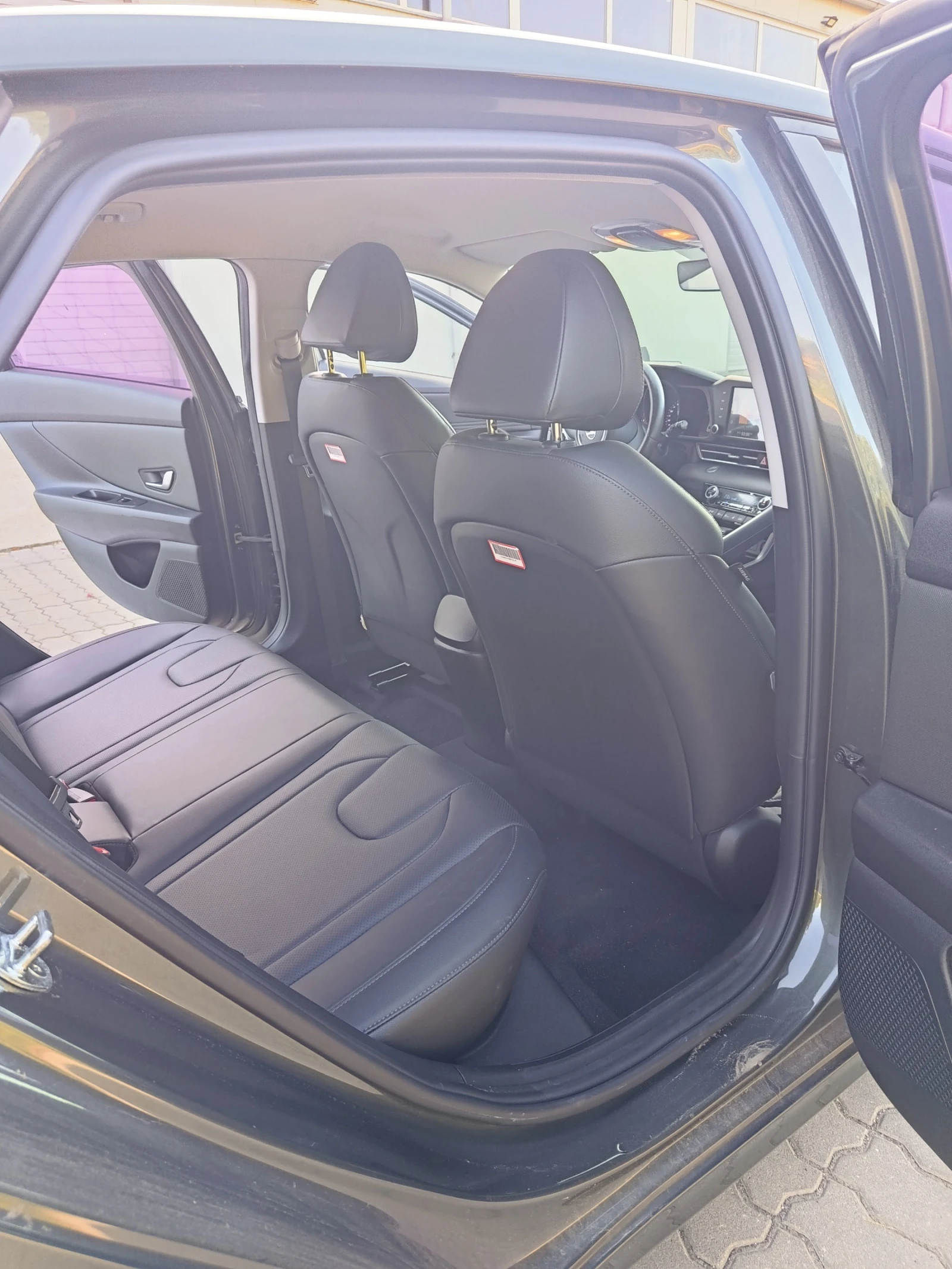 Hyundai Elantra CN7, снимка 9 - Автомобили и джипове - 55947193