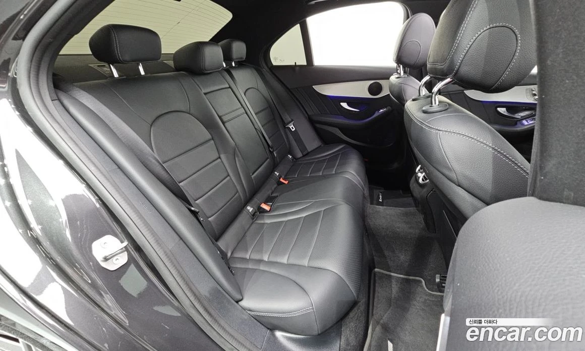 Mercedes-Benz C 200 C200 AMG Line, снимка 11 - Автомобили и джипове - 56122456