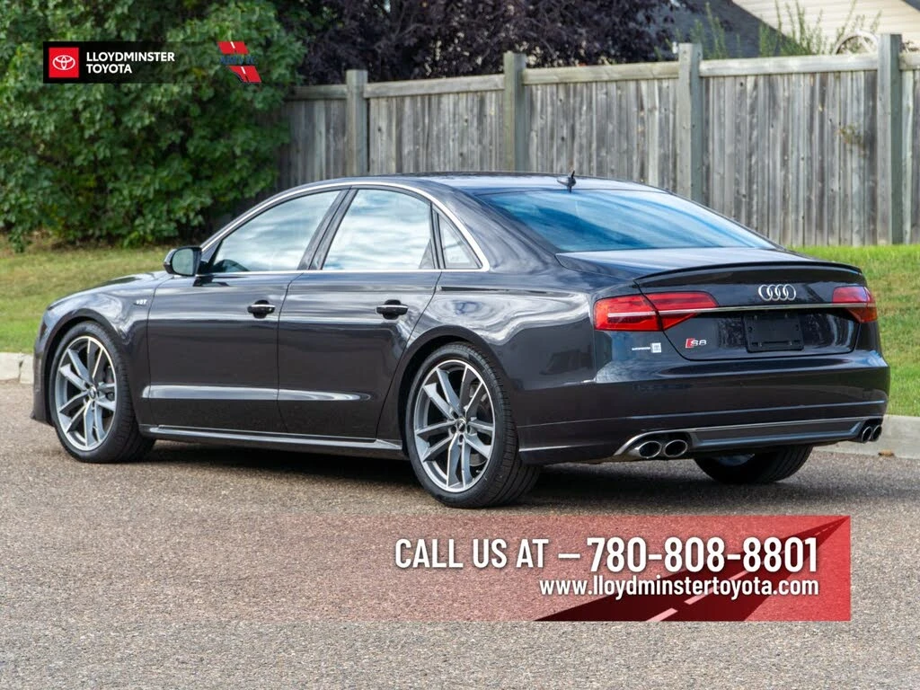 Audi S8 PLUS* BOSE* ХЕДЪП* CARBON* 360* КРАЙНА ЦЕНА, снимка 4 - Автомобили и джипове - 56319275