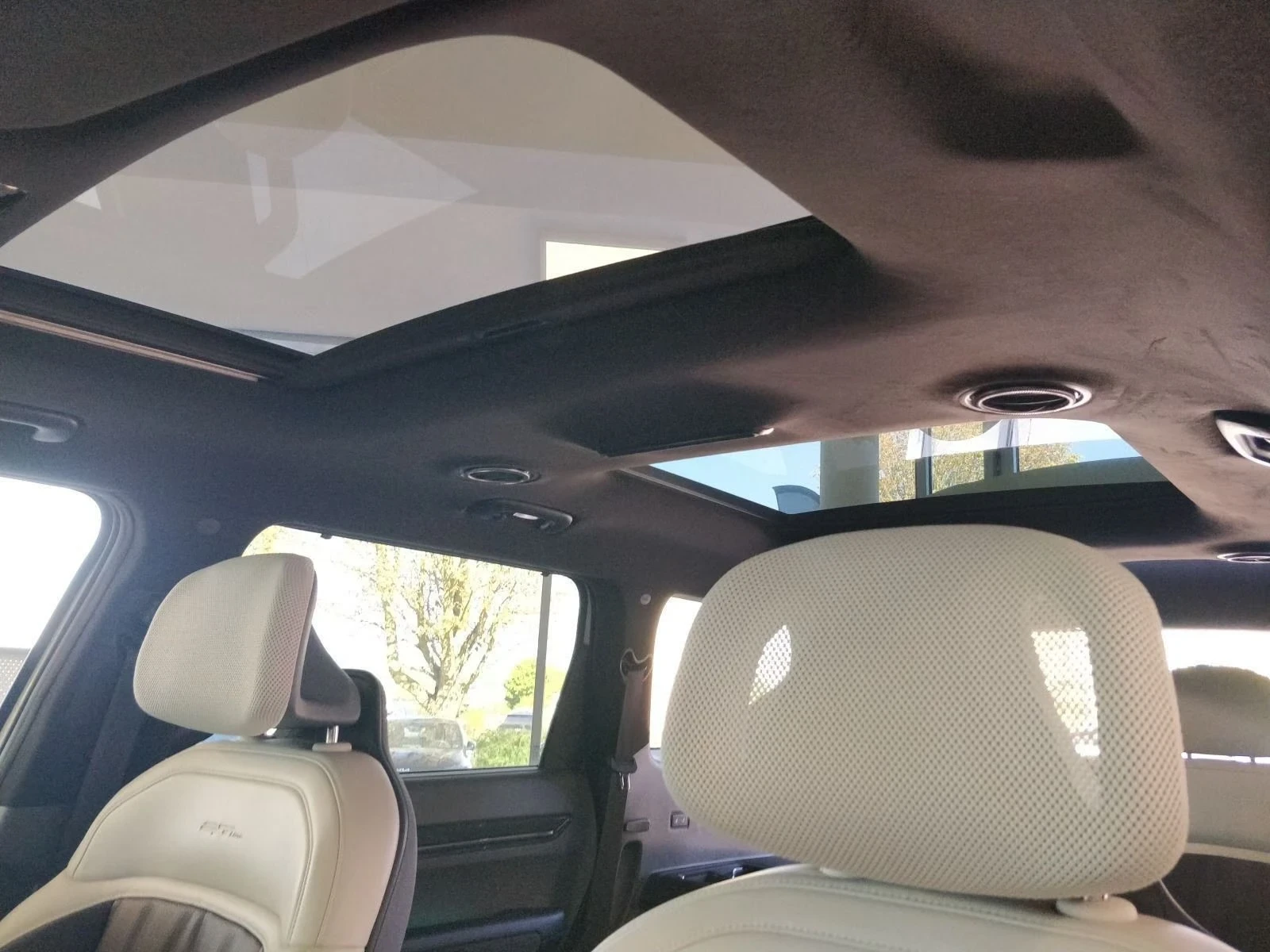 Kia EV9 GT LINE AWD 7 Seats | Mobile.bg � ����������� 12