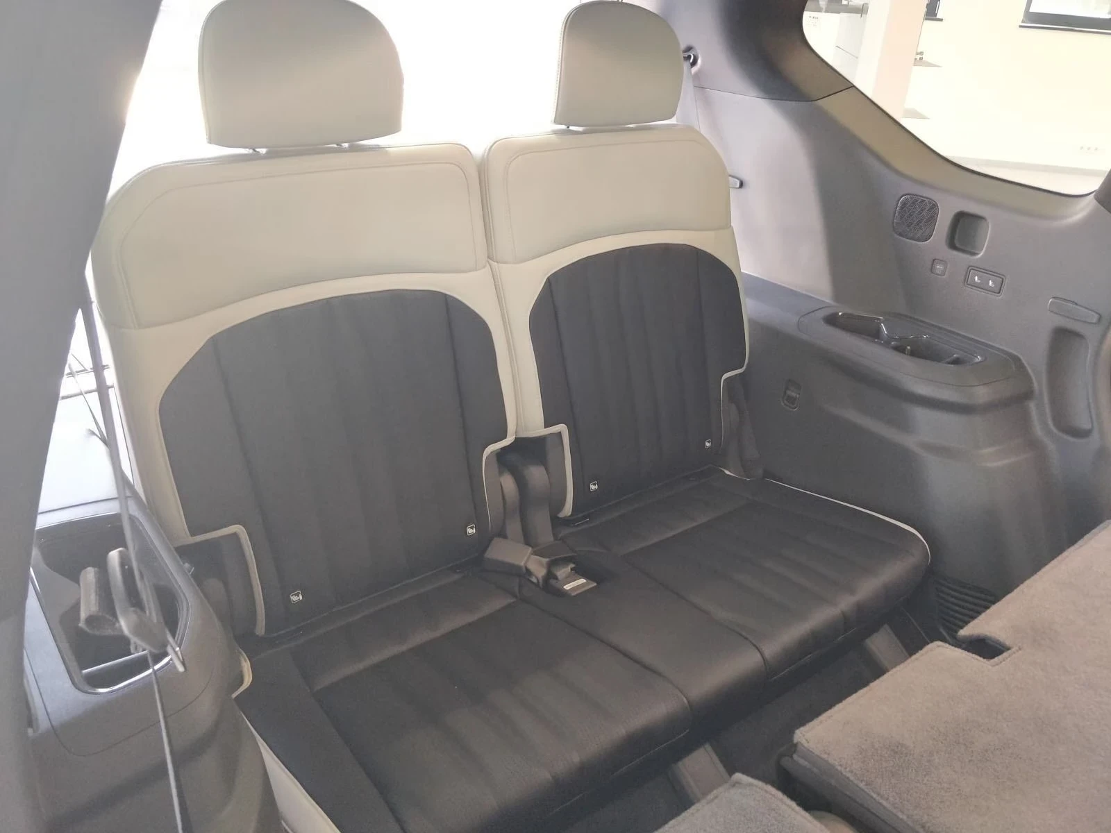 Kia EV9 GT LINE AWD 7 Seats | Mobile.bg � ����������� 16