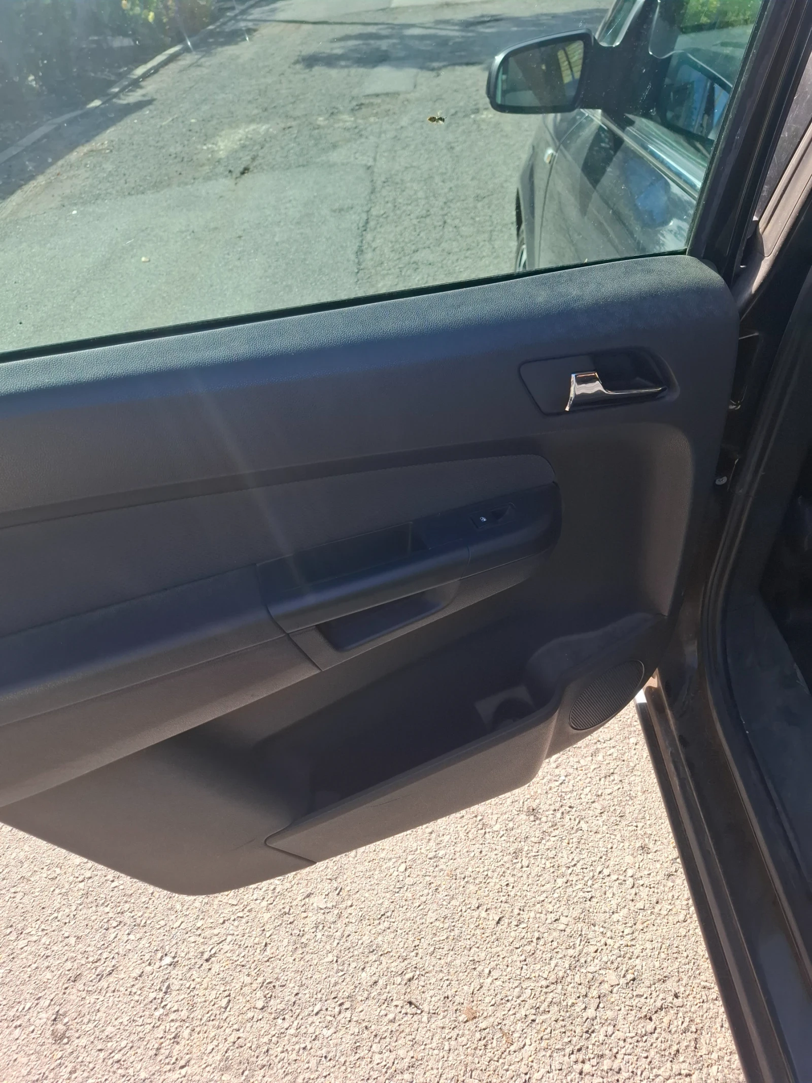 Opel Zafira, снимка 10 - Автомобили и джипове - 56541071