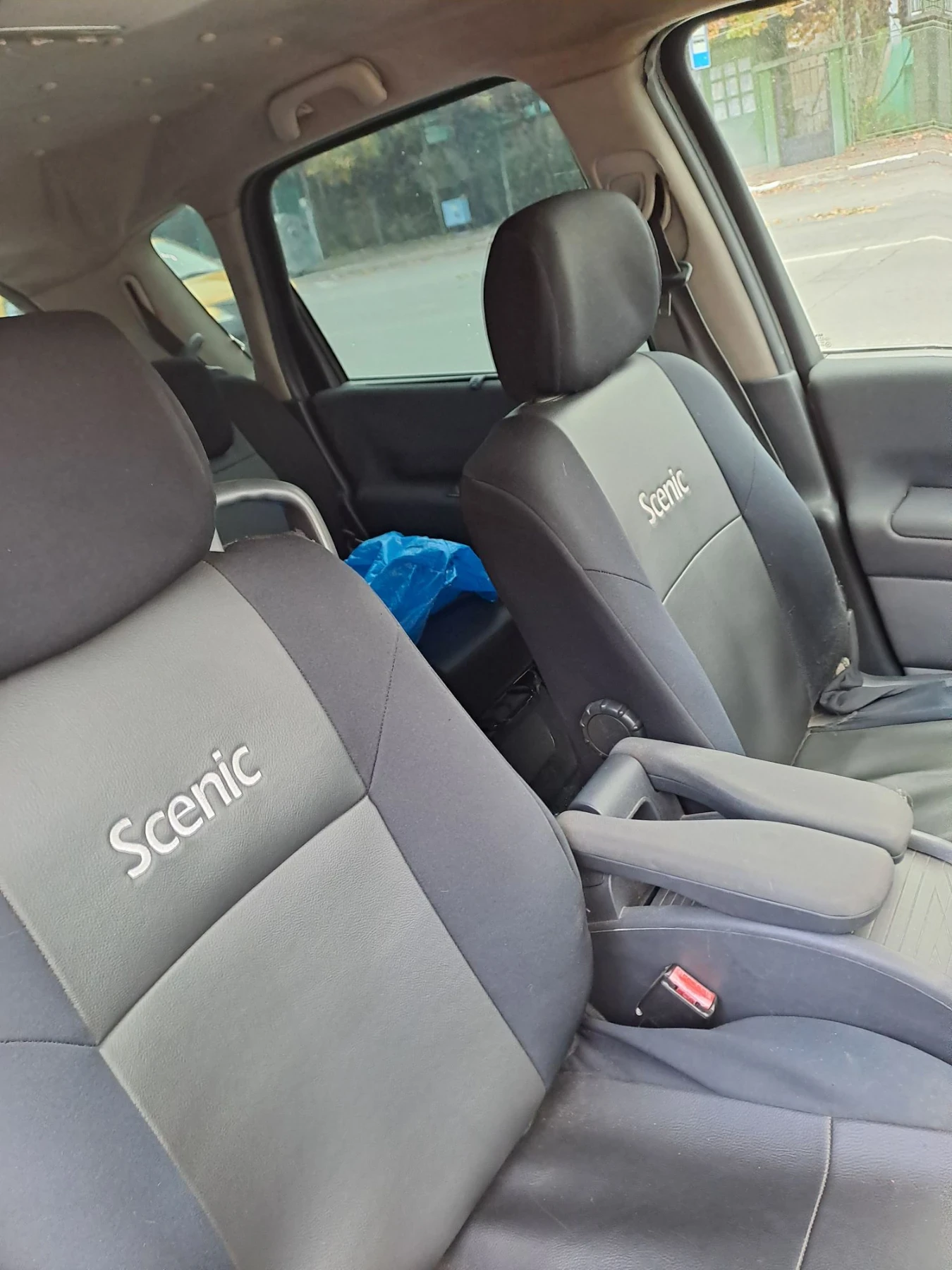Renault Scenic, снимка 4 - Автомобили и джипове - 56710550
