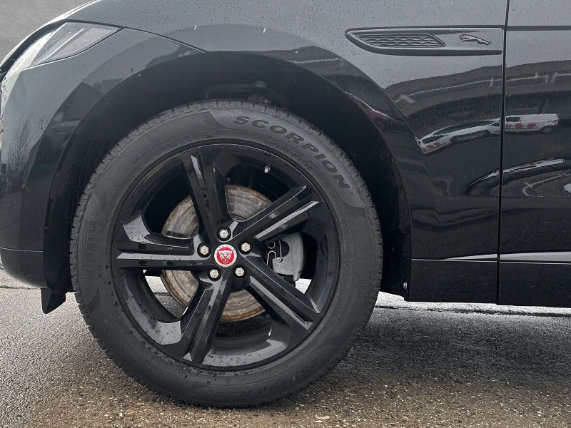 Jaguar F-PACE D200 AWD = R-Dynamic SE= Black Pack Гаранция, снимка 5 - Автомобили и джипове - 45783338