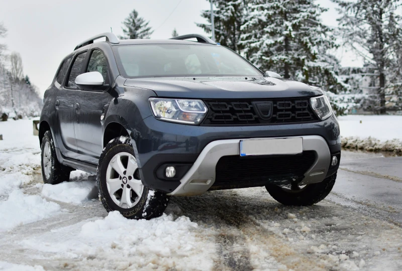 Dacia Duster, снимка 1 - Автомобили и джипове - 48650565