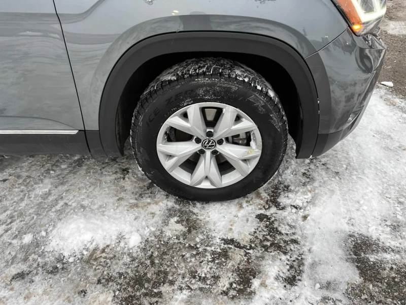 VW Atlas 2022 Highline * CARFAX * БЕЗ ПЪРВОНАЧАЛНА ВНОСКА, снимка 6 - Автомобили и джипове - 52879724