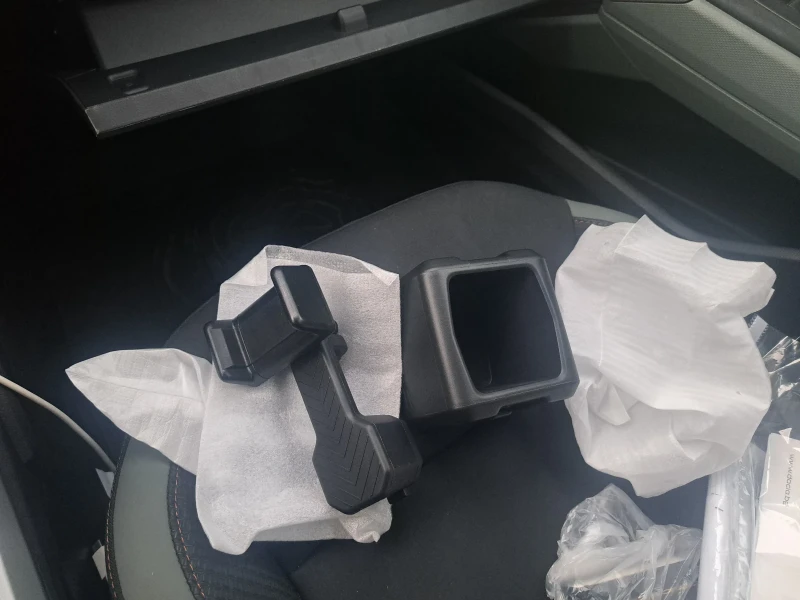 Dacia Duster, снимка 15 - Автомобили и джипове - 52991409