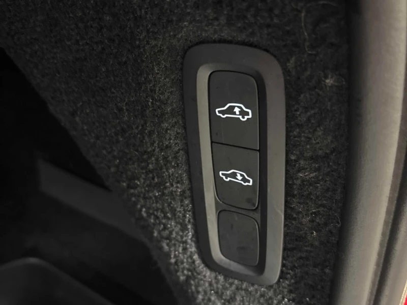 Volvo Xc90 T8 Inscription  CARFAX, снимка 10 - Автомобили и джипове - 53030596