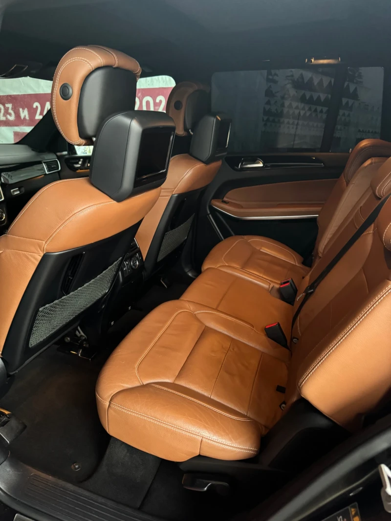 Mercedes-Benz GLS 500  ! AMG/7MESTA/TVx3/DISTR/360CAM/ОБДУХ/PANO/, снимка 10 - Автомобили и джипове - 53240046