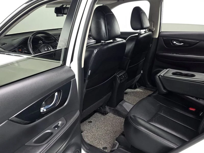 Nissan X-trail 2.5 4WD| 169к.с.| ВКЛ.ТЕХНОТЕСТ, снимка 12 - Автомобили и джипове - 55610914