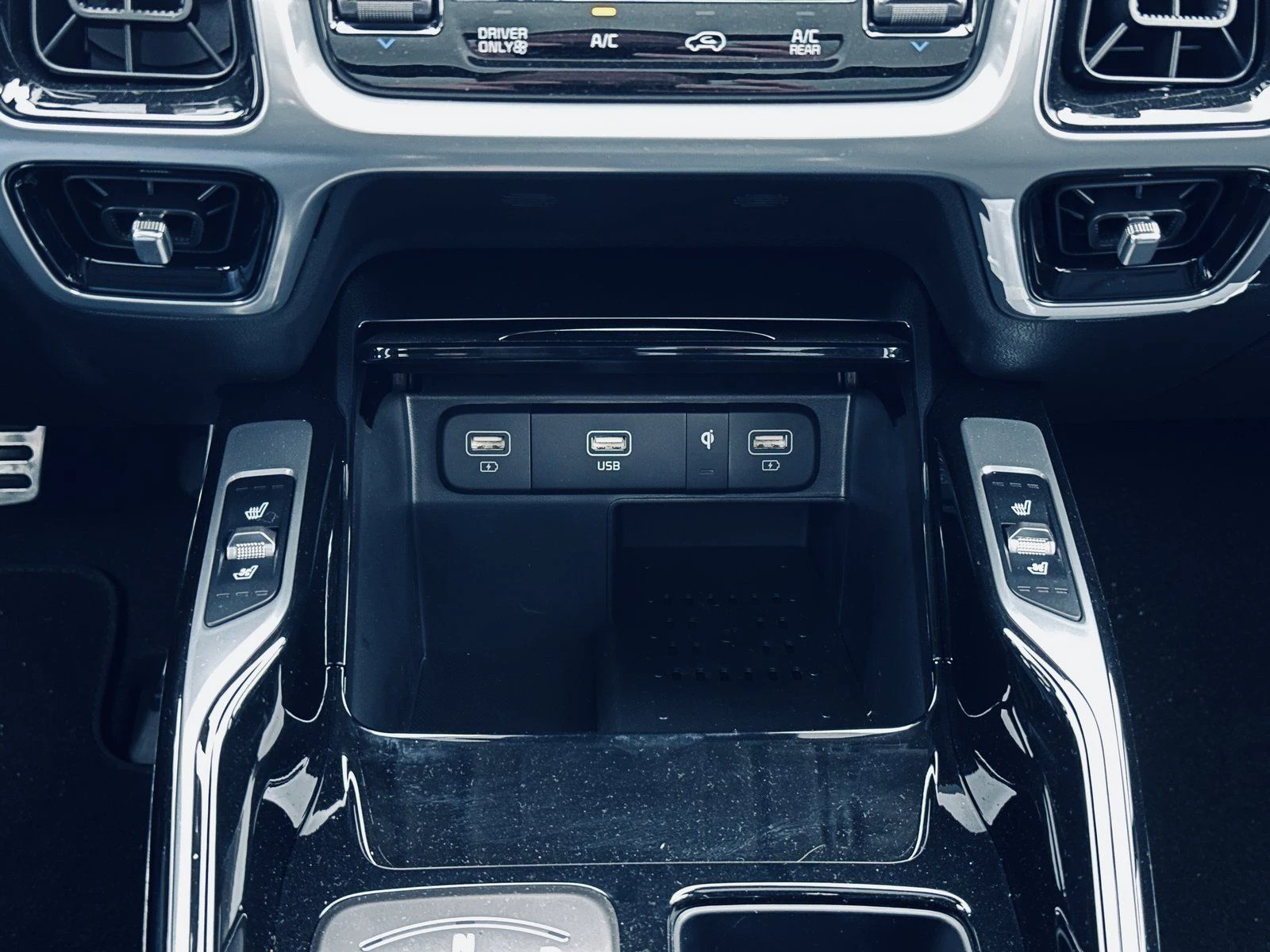 Kia Sorento 6+ 1* PLATINUM* AWD* HYBRID* HEAD-UP* PANO* DISTR* - изображение 8