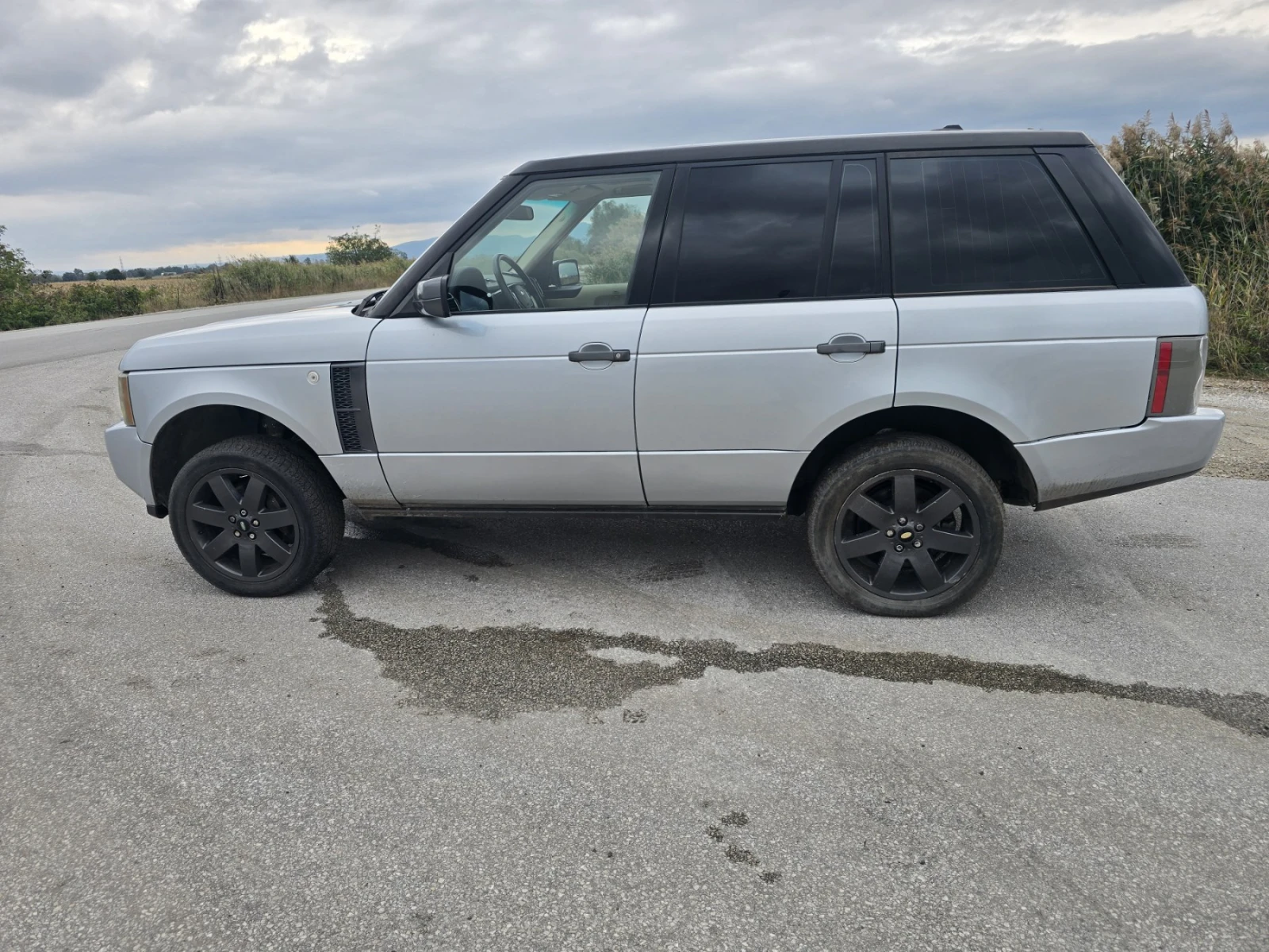 Land Rover Range rover Vogue 3.6 V8 - изображение 2