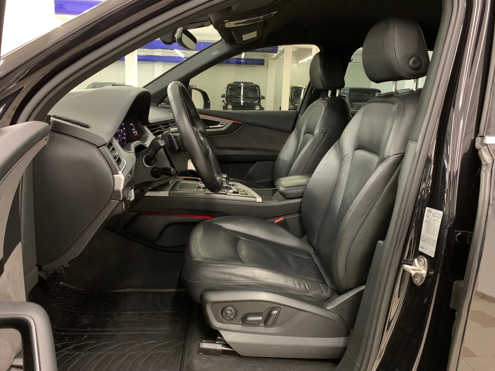 Audi Q7 3.0TDI S-line - изображение 9