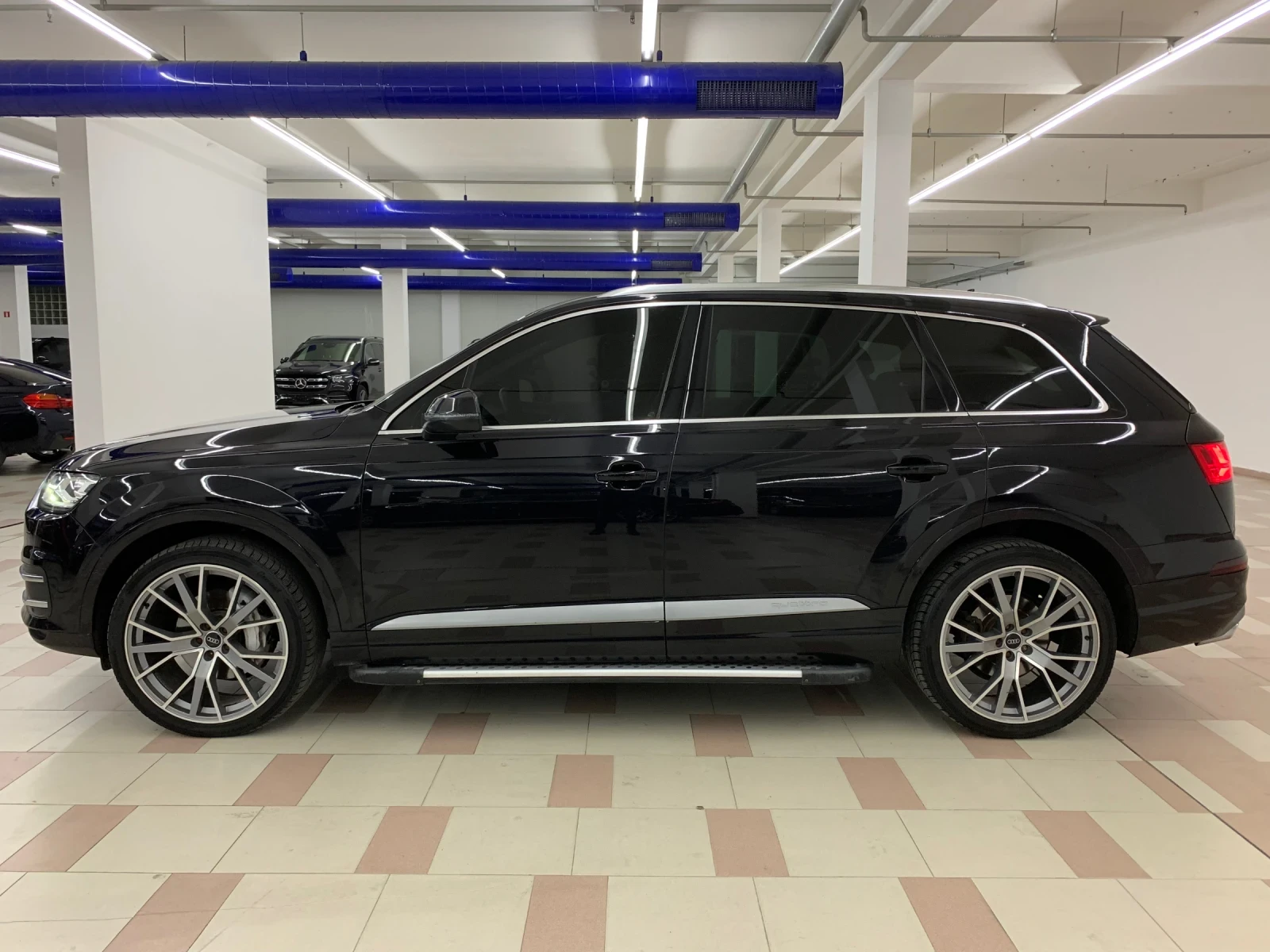 Audi Q7 3.0TDI S-line - изображение 7