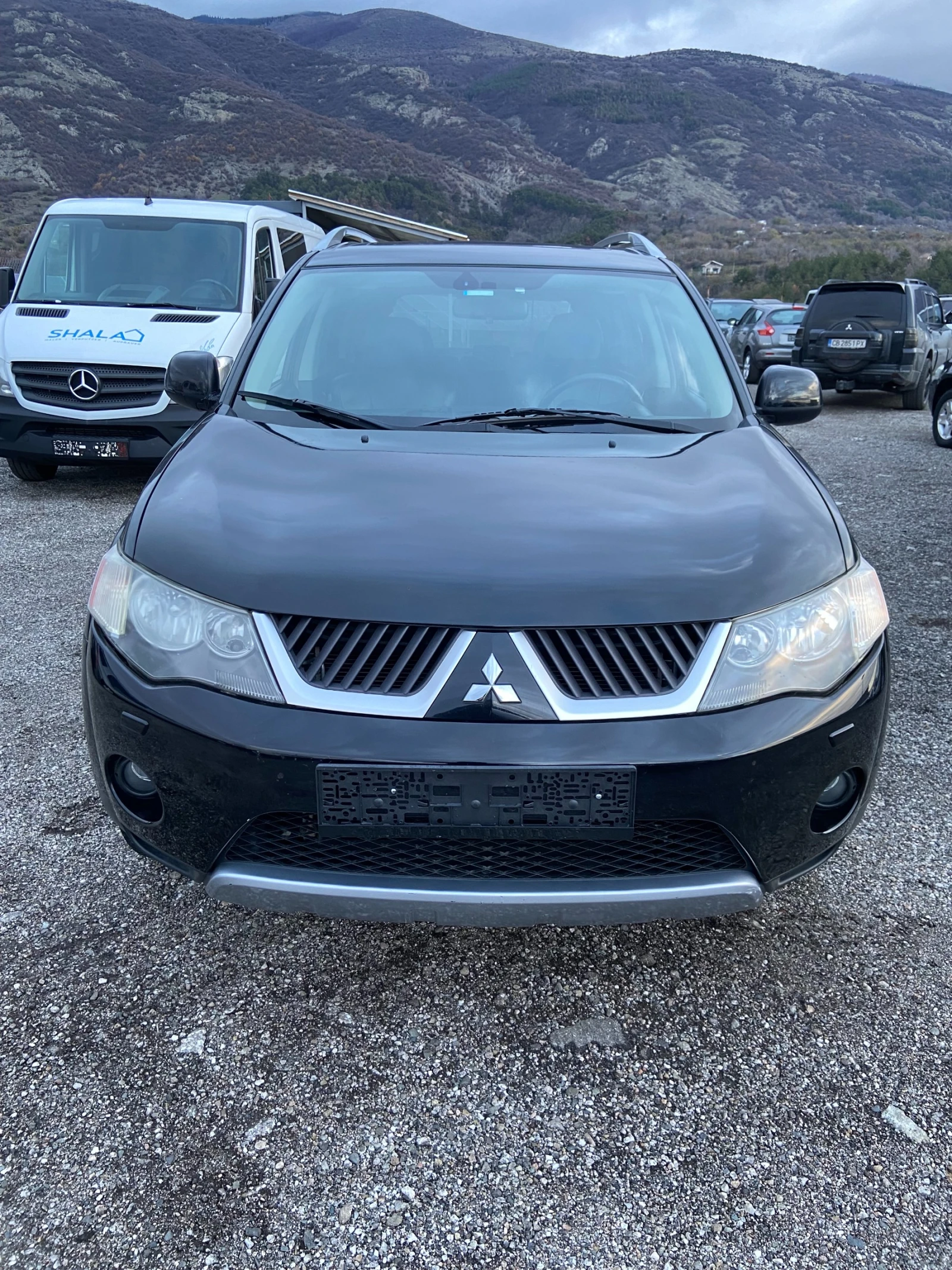 Mitsubishi Outlander LIMITED ГЪРЦИЯ - изображение 2