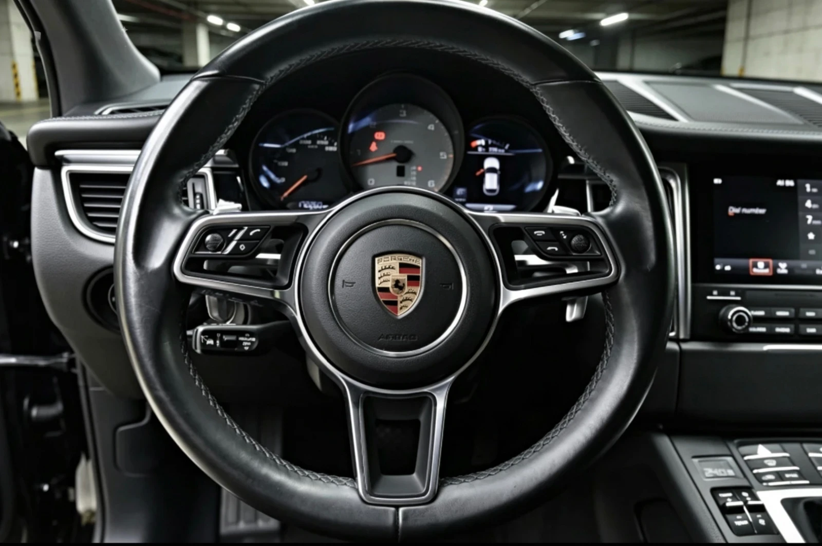 Porsche Macan S/TurboOptic/Camera/BOSE/Distronic//Matrix, снимка 11 - Автомобили и джипове - 52640980