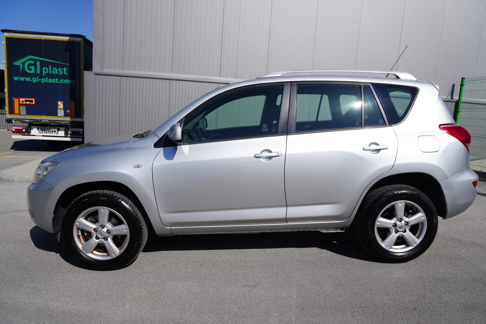 Toyota Rav4 2.0VVT-i 4WD/ИТАЛИЯ, снимка 2 - Автомобили и джипове - 53768997