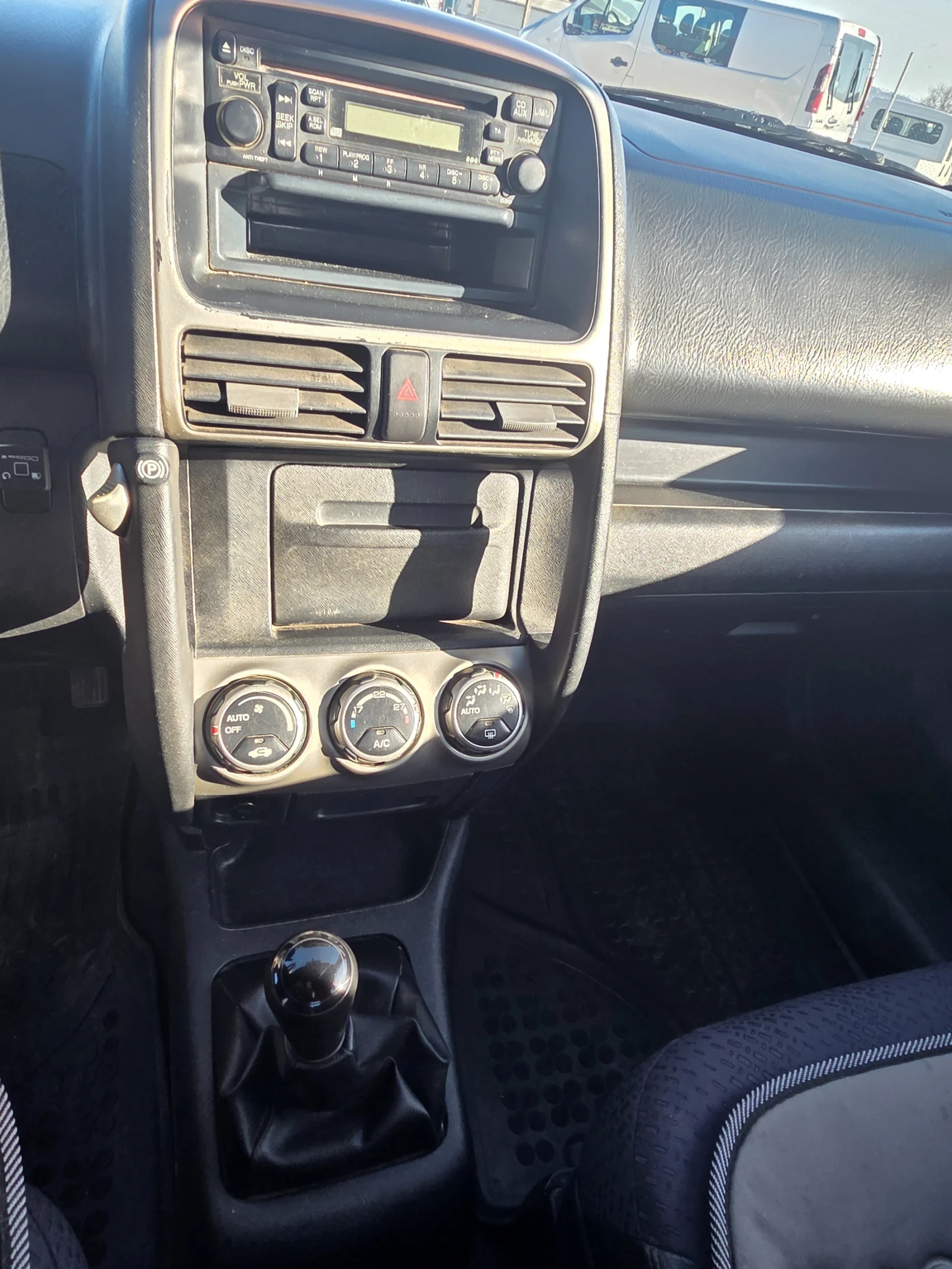 Honda Cr-v 2.0 бензин+ газ -климатик , снимка 13 - Автомобили и джипове - 53799784