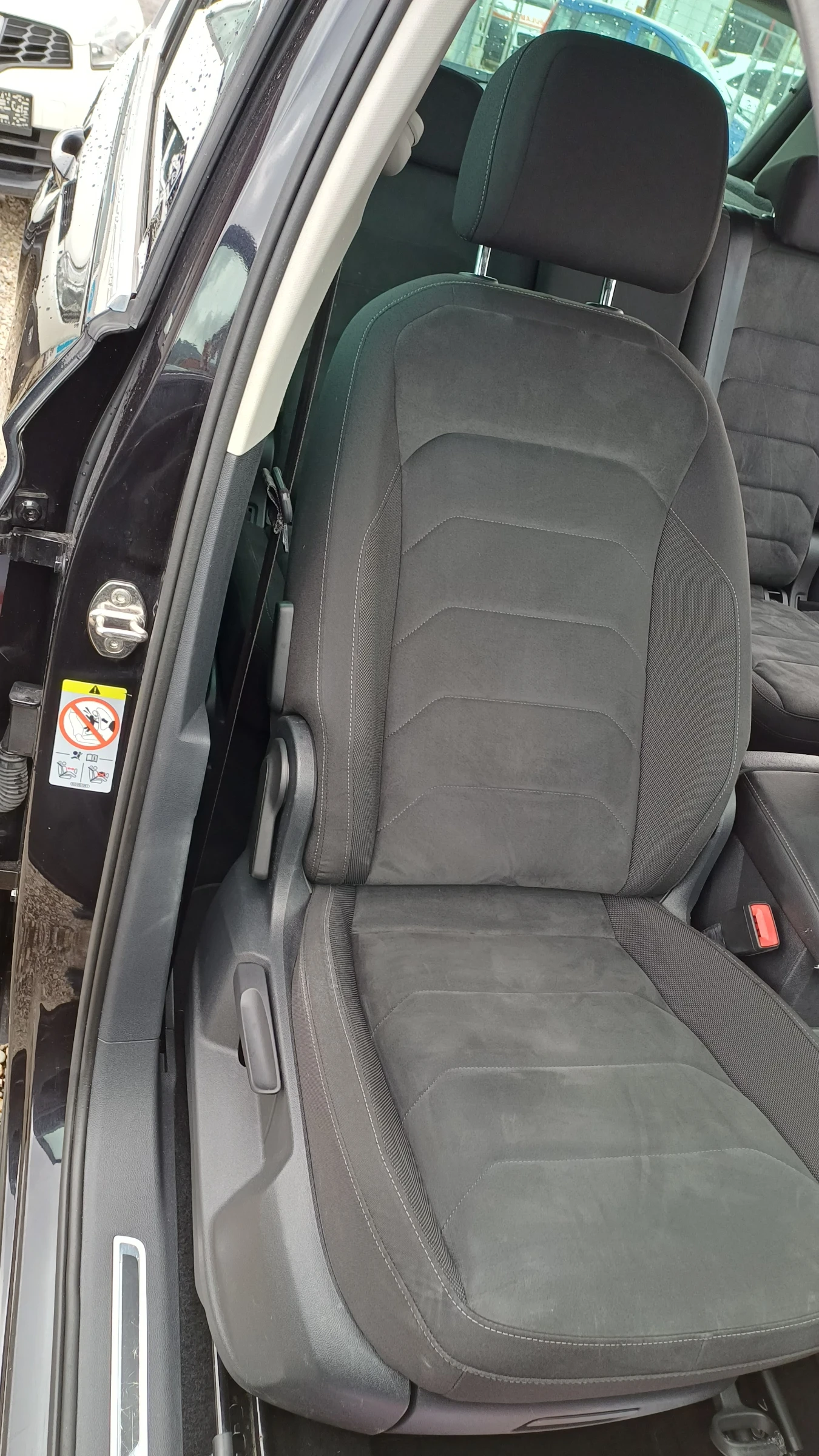 VW Tiguan 2.0TDI/4Motion/Virtual Cockpit/Highline/Navi | Mobile.bg � ����������� 13