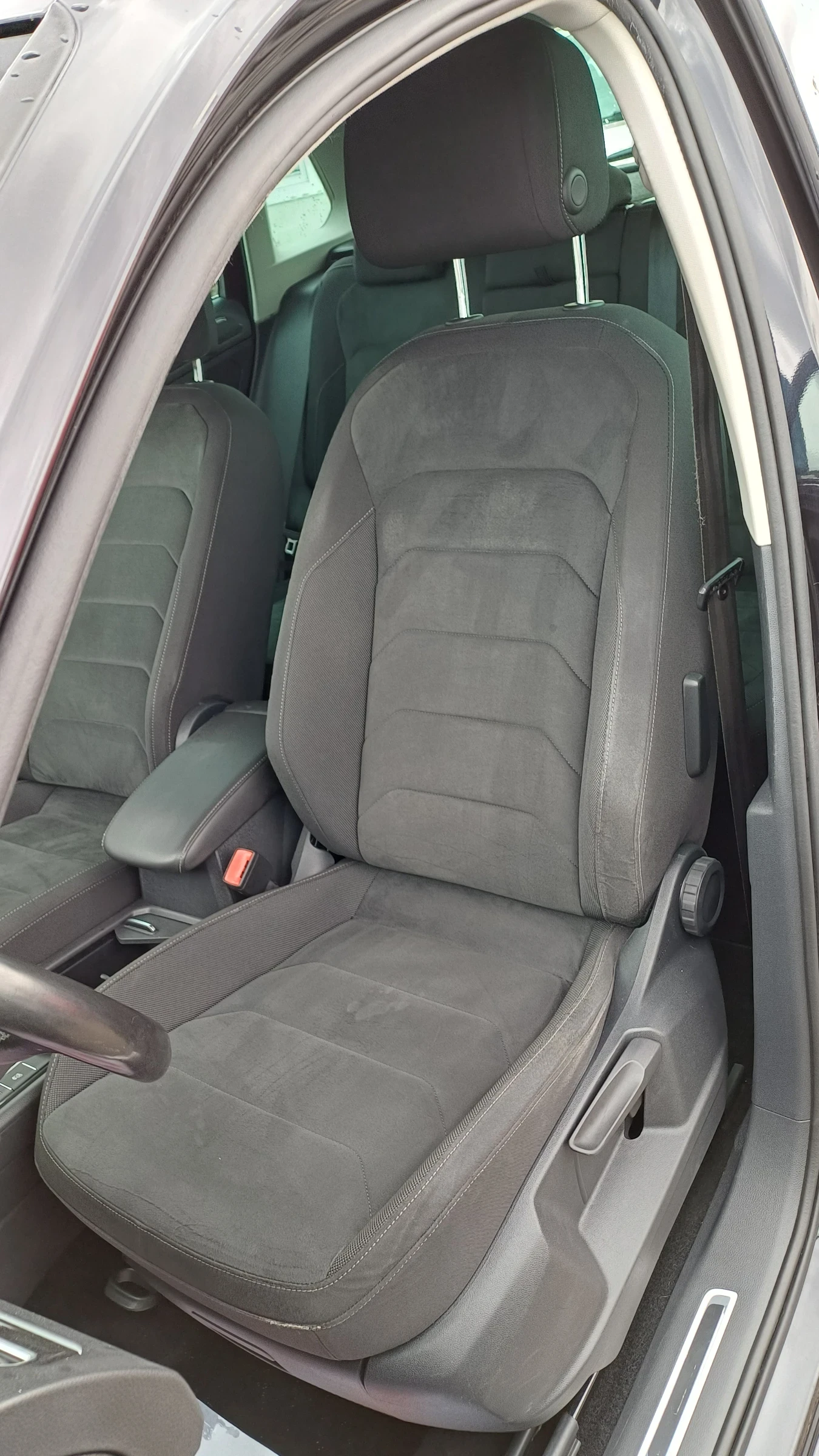 VW Tiguan 2.0TDI/4Motion/Virtual Cockpit/Highline/Navi | Mobile.bg � ����������� 12