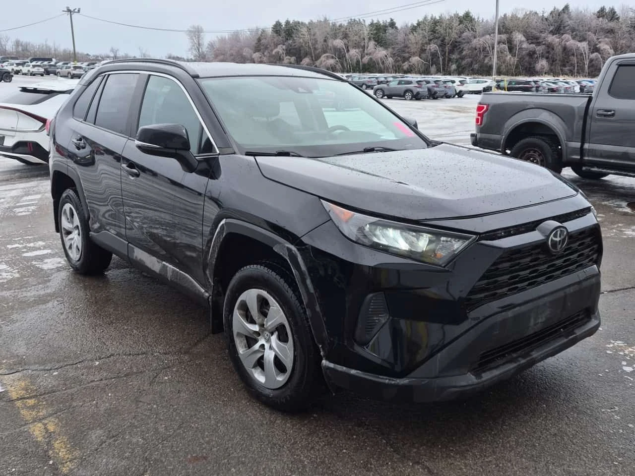 Toyota Rav4 * LE * CARFAX * БЕЗ ПЪРВОНАЧАЛНА ВНОСКА, снимка 2 - Автомобили и джипове - 53900576