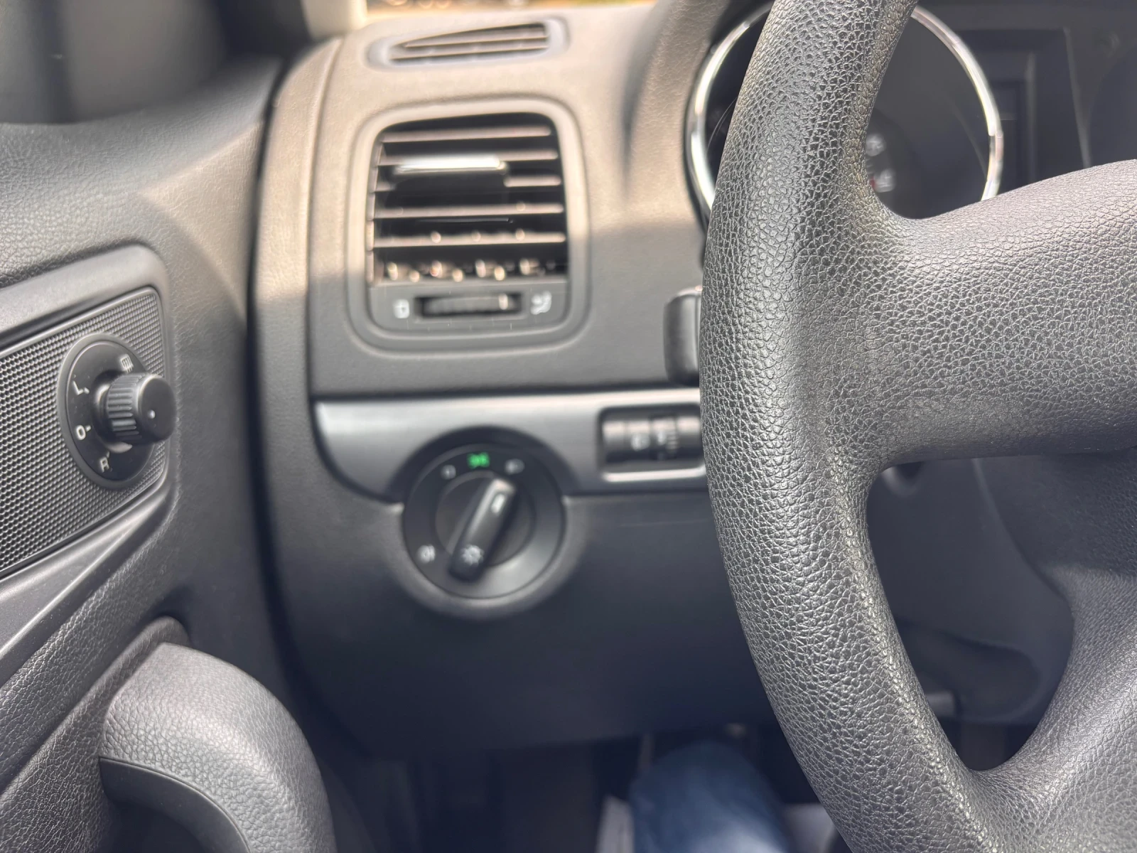 Skoda Yeti 2.0TDI 110KC., снимка 14 - Автомобили и джипове - 54618837