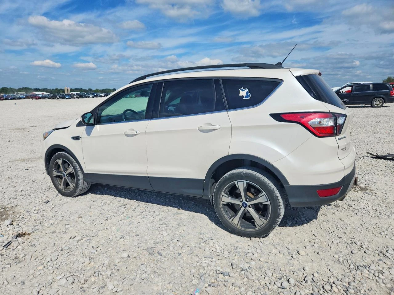 Ford Escape 1.5l Sel, снимка 2 - Автомобили и джипове - 56033680