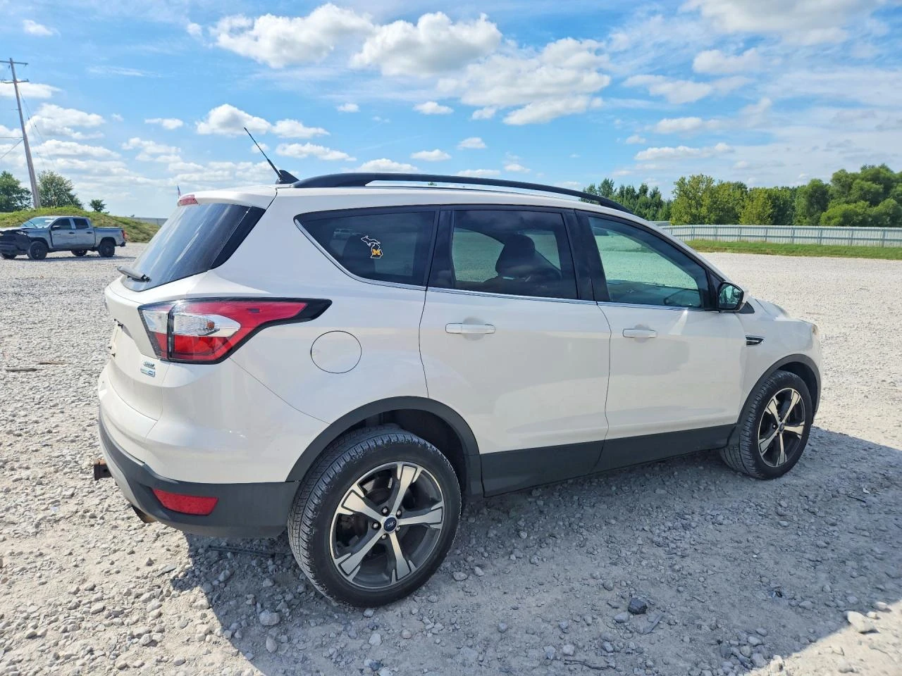 Ford Escape 1.5l Sel, снимка 3 - Автомобили и джипове - 56033680